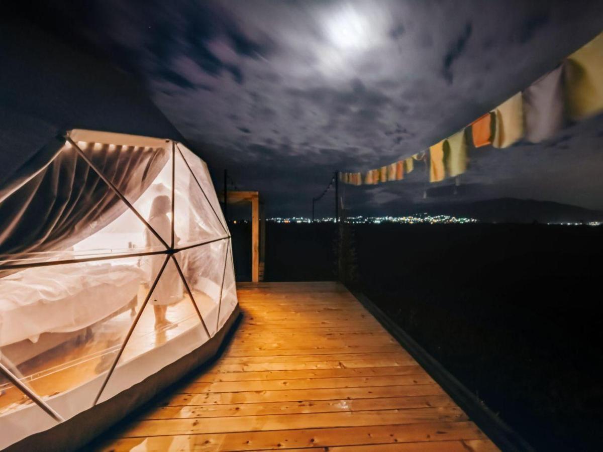 Otel Jewelberry Glamping Tbilisi *