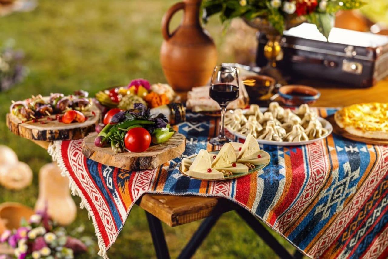 Jewelberry Glamping Tbilisi Otel